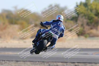 media/Dec-18-2022-SoCal Trackdays (Sun) [[8099a50955]]/Turn 7 Backside (1125am)/